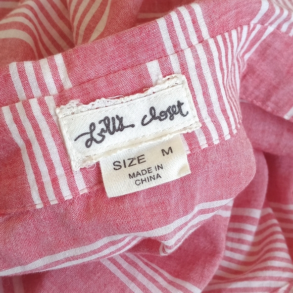 Lilies Closet Women's Lightweight Red White Stripe Long Sleeve Button Down Top M - Picture 2 of 9